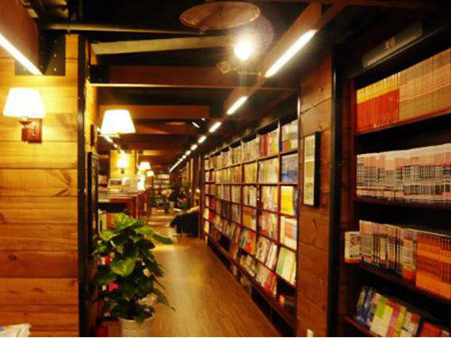 逛完重庆这些特色书店才算文艺青年