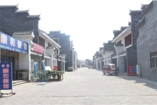 白墻黑瓦馬頭墻