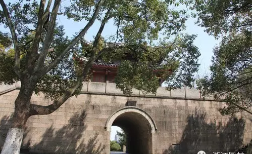 慈溪人民休闲好去处--峙山公园