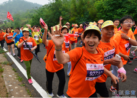 唐山外来人口多吗_唐山 边防民警为外来务工人员集中订票