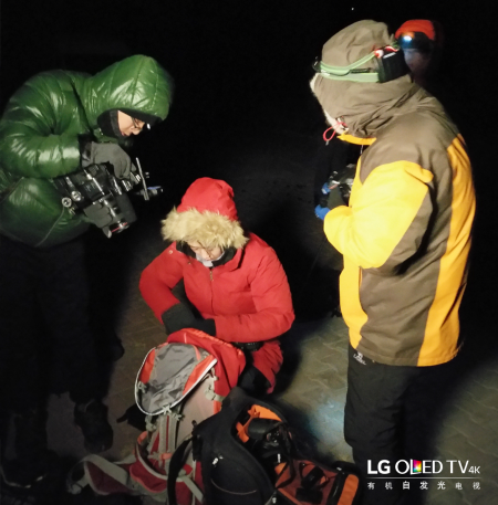 科技与自然的交互：LG OLED电视开启暗夜星空之旅