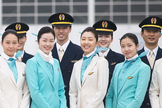 大韩航空在上海招聘空姐引来5000人应聘(图)
