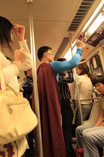 盘点全球近期出现的各种怪人(图)(6)