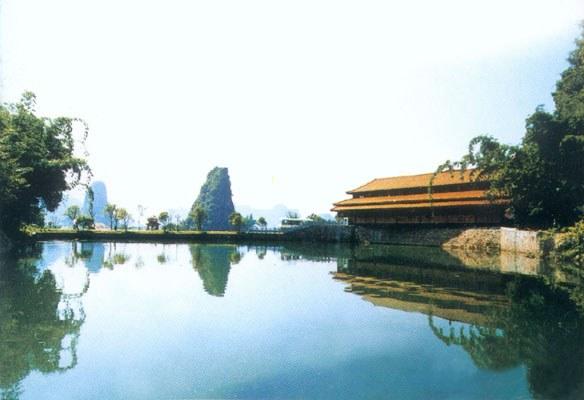 桂林市荔浦银子岩风景旅游度假区