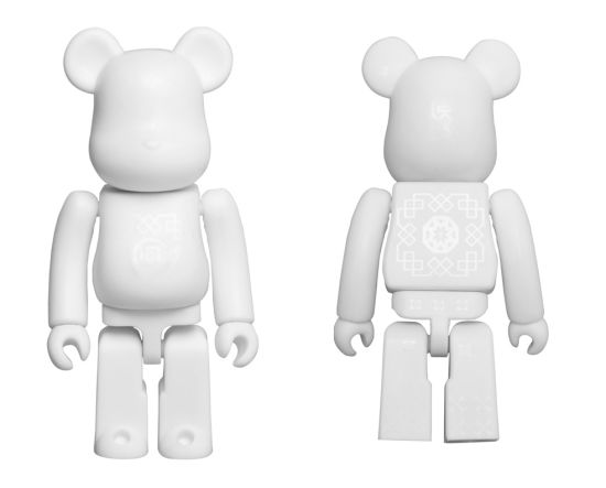 100% CLOT Silk Bearbrick (ɫ) ΪƷ