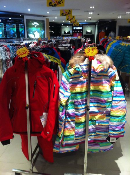 都市名人高尔夫俱乐部与KAPPA厂家联合举办