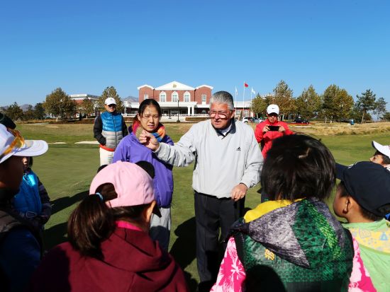 华彬学院主教练Brett现场教学 华彬学院主教练Brett现场教学