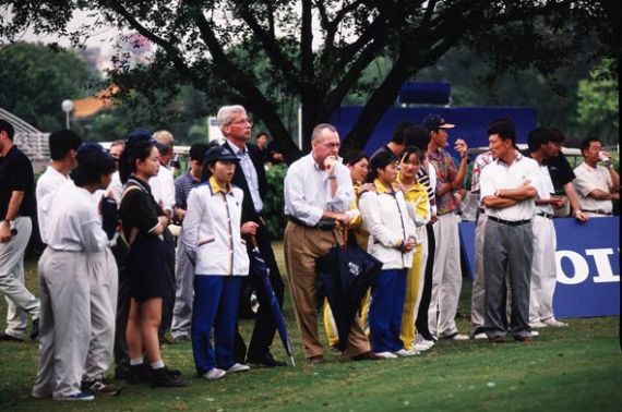 ÷������