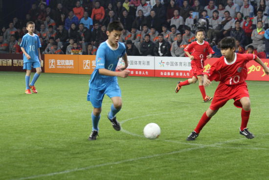 “公益体彩快乐足球”携手“谁是球王”走进杭州_彩票_新浪竞技风暴_新浪网