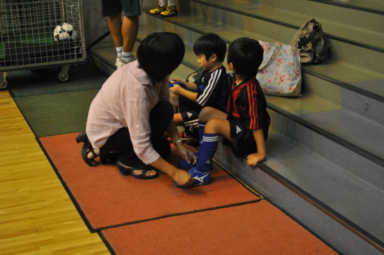 日本人重视体育成共识 意识缺陷制约中国足球