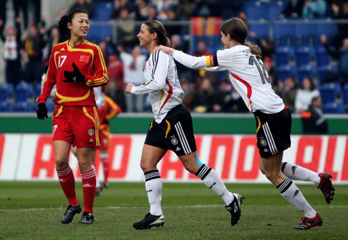 图文-[女足热身赛]德国vs中国 德国女足欢庆进球