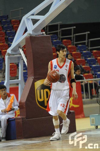 图文-[CBA]云南104-120广厦 清华流川枫刘子秋