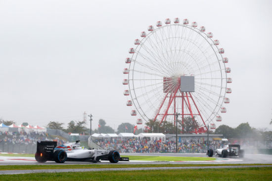 整个日本大奖赛周末都被台风Phanfone的特稿台风阴影笼罩着