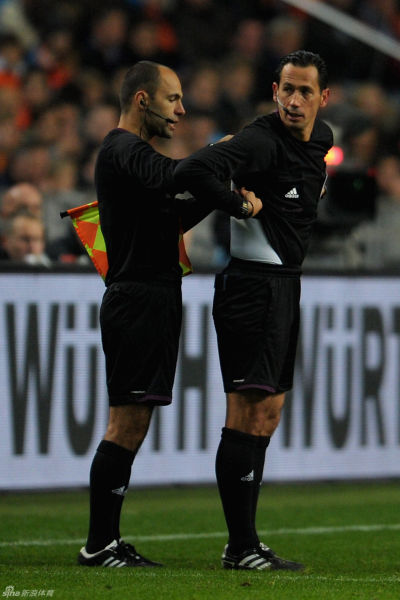 �������˿�Ц���õ�һĻ