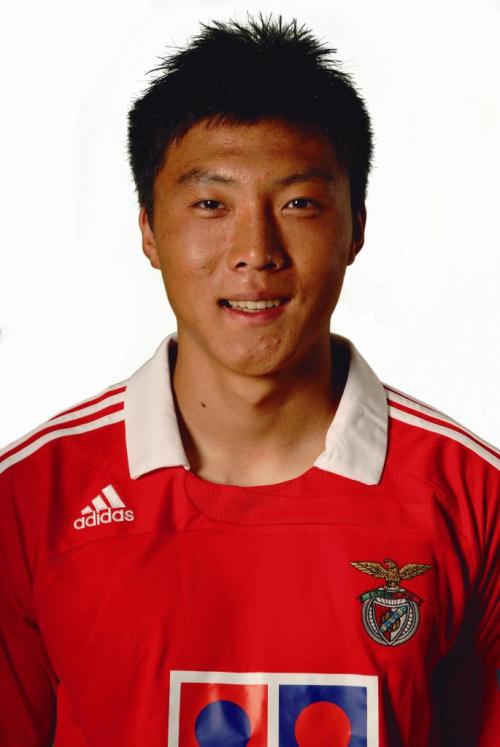 图文-0809赛季中国留洋球员一览 葡超本菲卡的