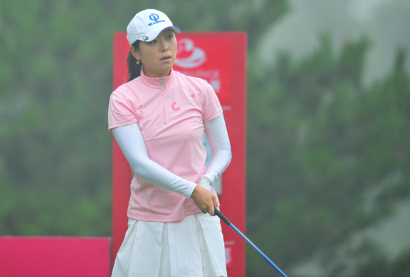 �۰�ɫ����Ů��ά