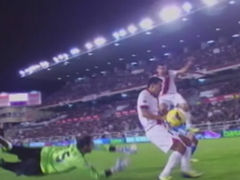 视频-争议！巴列卡诺双鬼拍门进球被吹 越位？