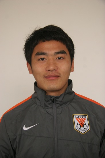 图文-山东鲁能2010赛季中超大点兵球员夏宁宁