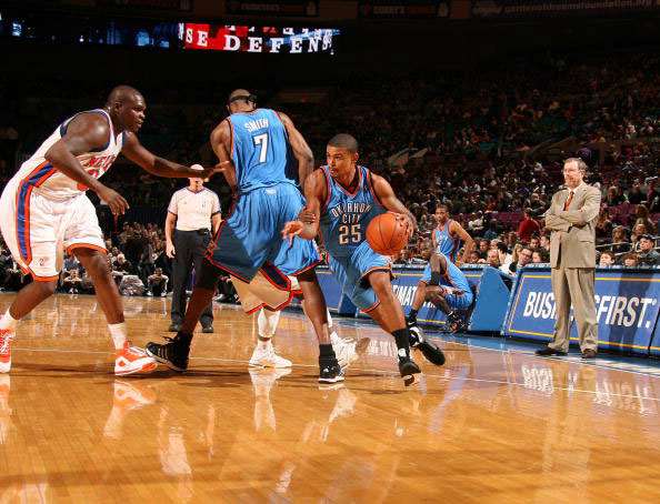 图文-[NBA]雷霆vs尼克斯 经典挡拆战术运用_篮