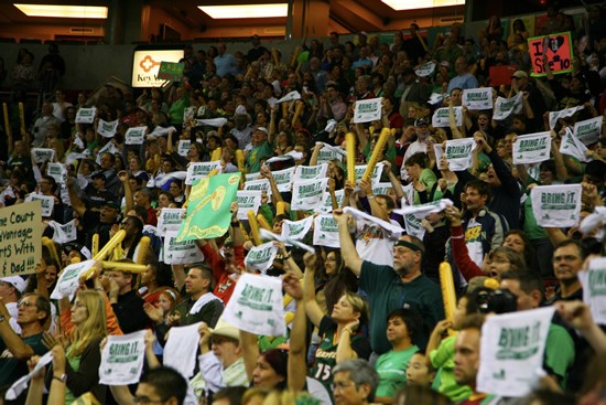 ͼ-WNBAܾһ籩79-77η