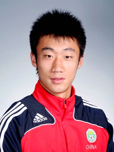 图文-中国男足奥运代表团 守门员张鹭