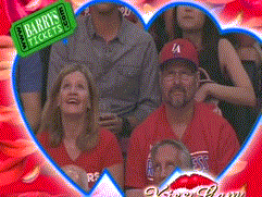 动图-后排光头大哥比主角还兴奋_篮球-nba_新浪竞技