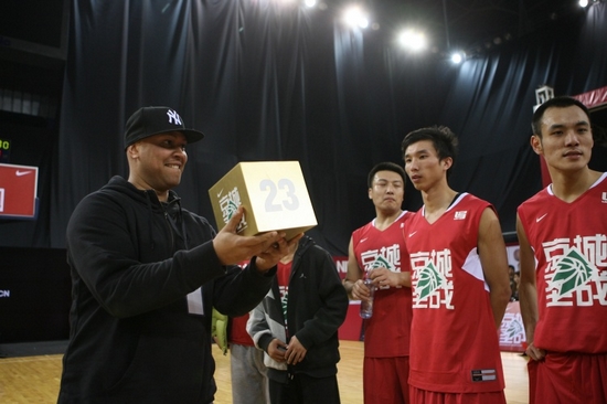 ͼ��-����ʥս���Կ񻶴���LBJ��CLSmoothCrew