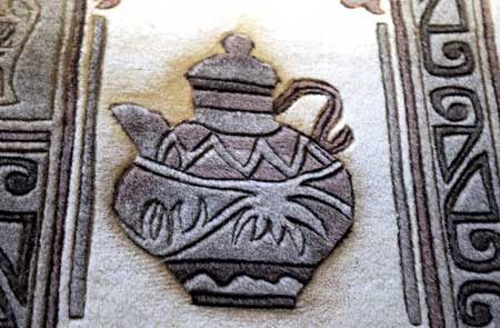 西宁美食特产:古老的手工藏毯 土族民间刺绣工
