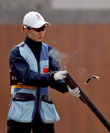 ���籭Ů��˫��ɵ�����ƽ�����¼�۹��й�ժ��ͭ