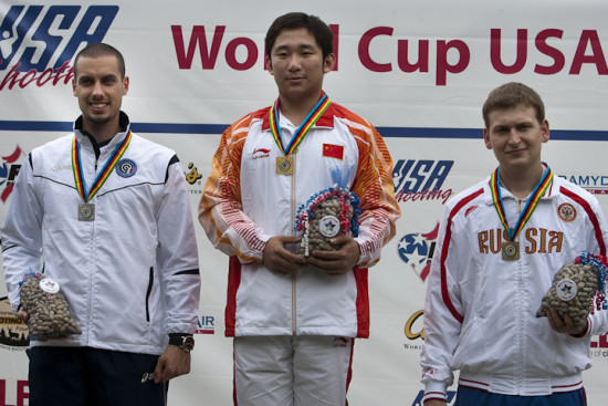 射击美国站手枪速射丁峰折桂武柳希携队友揽银铜