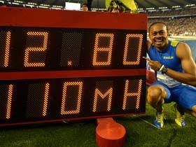 12秒80!梅里特破110米栏世界纪录超罗伯斯刘翔