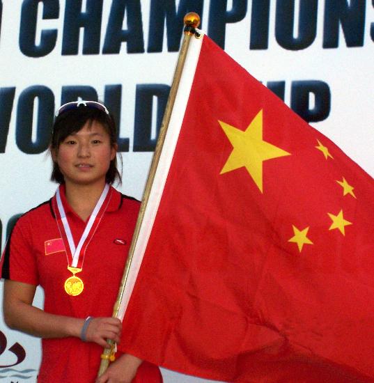 冠军沙巴v冠军运动员获得运上在世的第一个这是.中国滑翔伞哪个好玩图片