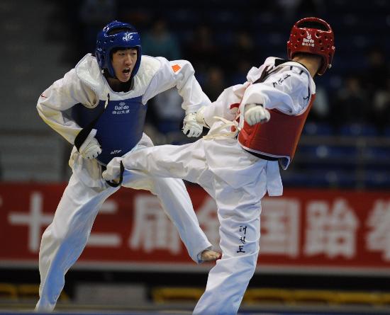 图文-全国跆拳道锦标赛62公斤级 差点踢到要害