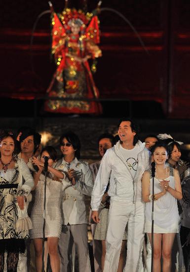 (北京奥运)(8)第四届北京奥运会歌曲评选活动颁奖晚会在京举行