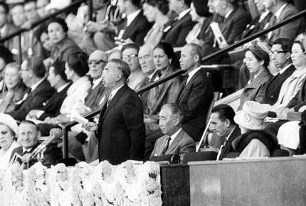 图文-1964年东京奥运会 日本天皇宣布奥运会开幕_综合体育_NIKE新浪竞技风暴_新浪网