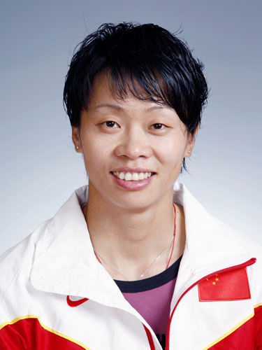 图文-北京奥运会中国代表团成立 皮划艇队员钟红燕