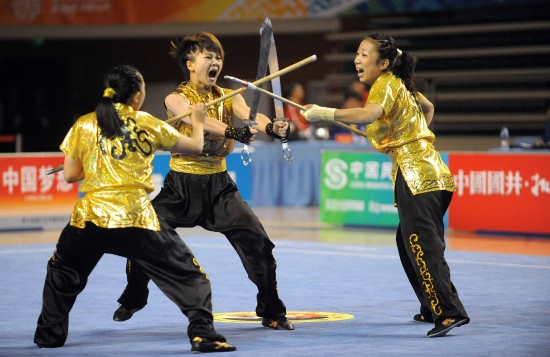 图文-全运会武术套路女子对练决赛 天津获得金牌