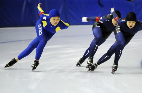 当日,在2009/2010赛季全国速度滑冰青年锦