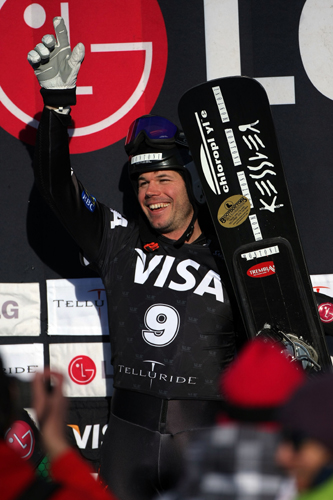 图文-单板滑雪世界杯科罗拉多站 J-安德森傲然
