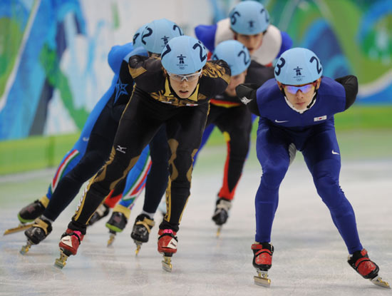 图文-冬奥短道速滑男子1500米预赛 日本高御堂