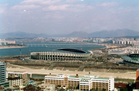 图文-历届亚运会举办城市介绍汉城亚运蚕宝体育场