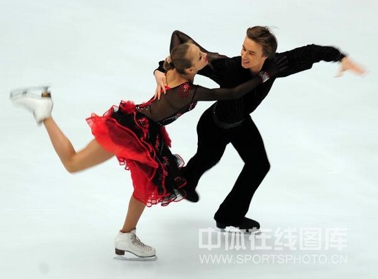图文-花滑总决赛冰舞青年组 和我一起飞舞吧_