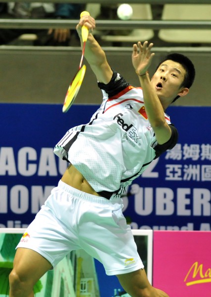 图文-汤杯预赛中国队4-1越南队 谌龙高高跳起回