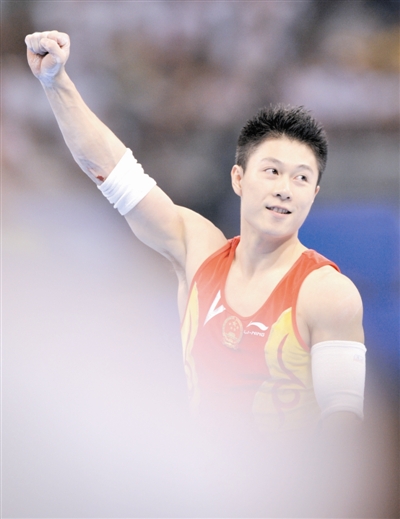 李小鹏冲击个人16金