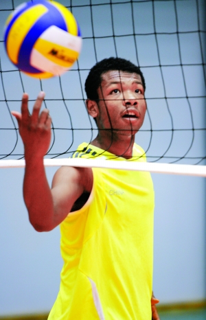 丁慧调情功夫获教练肯定 小黑不敢当中国奥巴