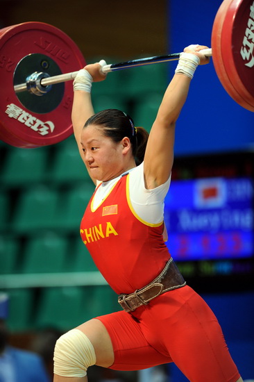 图文-亚运女子举重58公斤级决赛 女大力士_综