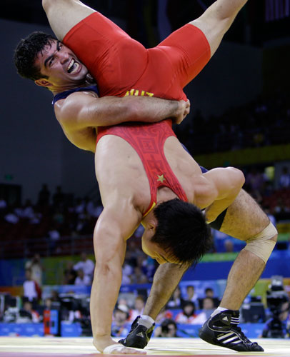 里约奥运会摔跤尴尬图片