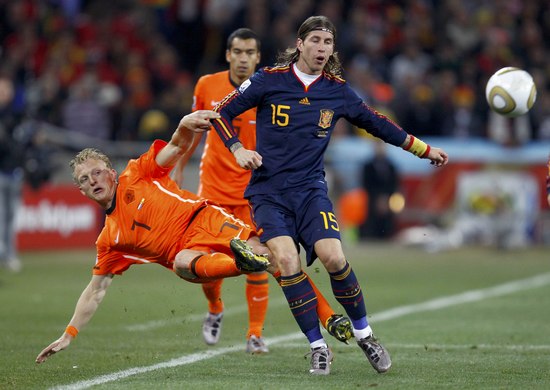 世界杯西班牙vs荷兰回放(世界杯决赛西班牙vs荷兰集锦)