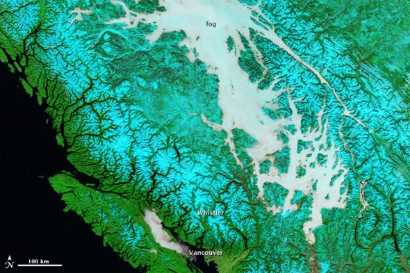美卫星捕捉加拿大温哥华山谷浓雾弥漫景象(图)