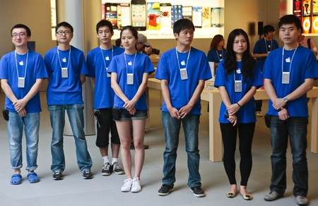 探营苹果陆家嘴店:175名店员多是苹果粉丝